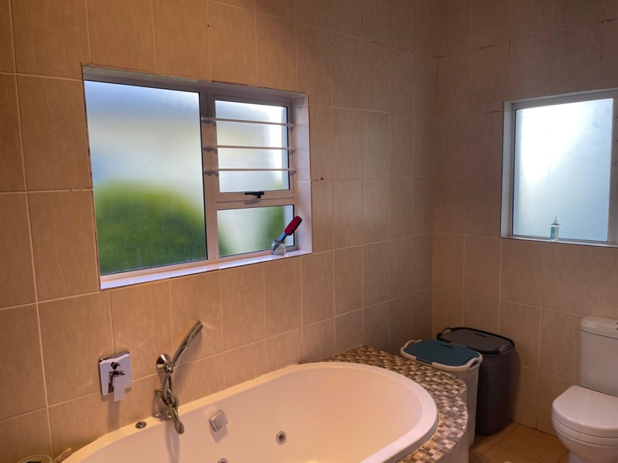 4 Bedroom Property for Sale in Doorn Free State
